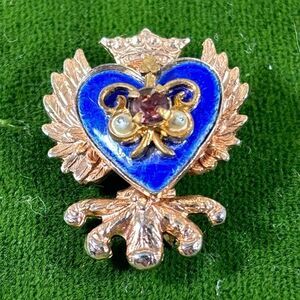 ALICE CAVINESS‎ unsigned heraldic brooch - blue guilloche enamel heart eagle pin